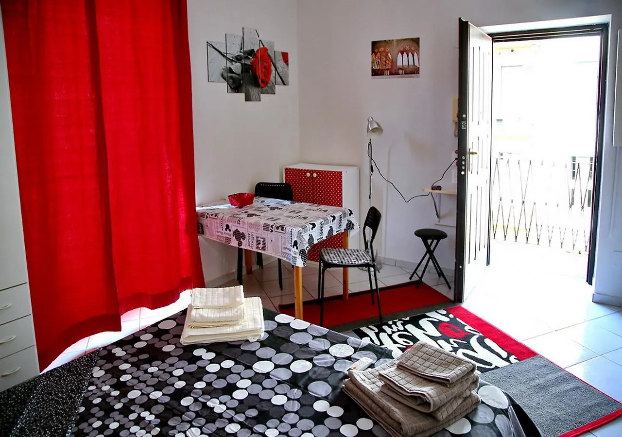 Bnbutler - Col Di Lana - Navigli Apartment - Darsena Milan